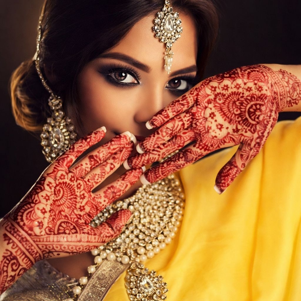 Mehndi Artist